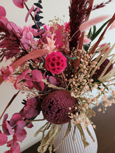 Load image into Gallery viewer, Dried Flower Bouquet - Berry
