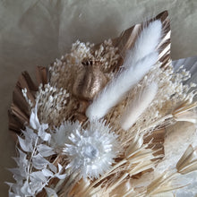 Load image into Gallery viewer, Dried Flower Baker&#39;s Box - Gold
